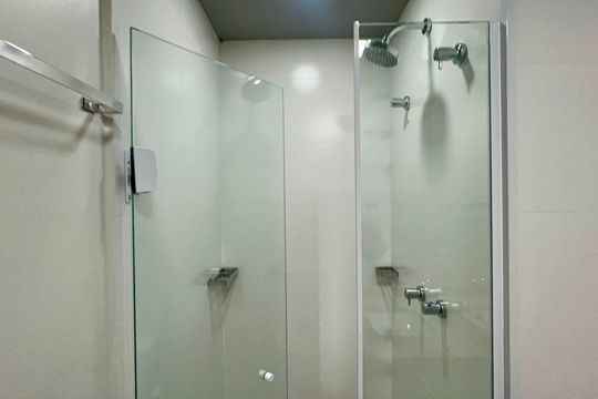 Banheiro Social de kitnet/studio para alugar com 1 quarto, 28m² em Sumaré, São Paulo