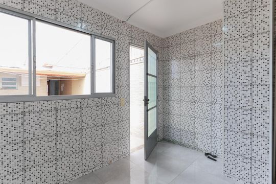 Edícula - Depósito de casa à venda com 3 quartos, 150m² em Vila Francos, São Paulo
