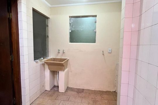 Área de serviço de casa à venda com 4 quartos, 200m² em Vila Cruz das Almas, São Paulo