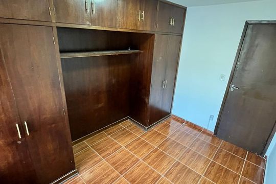 Quarto de casa à venda com 4 quartos, 200m² em Vila Cruz das Almas, São Paulo