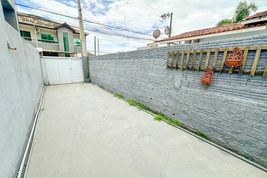 Garagem de casa para alugar com 2 quartos, 75m² em Ingleses, Florianópolis