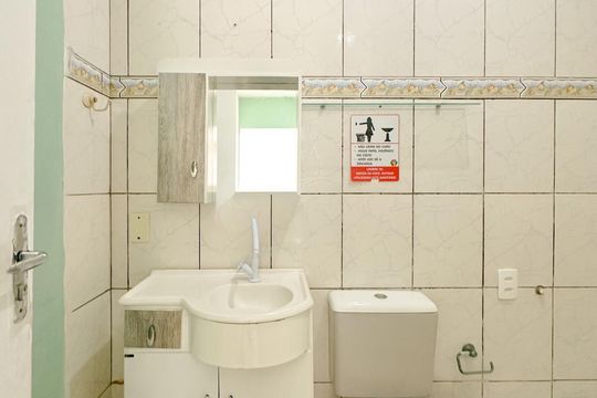Banheiro 2 de casa para alugar com 2 quartos, 75m² em Ingleses, Florianópolis