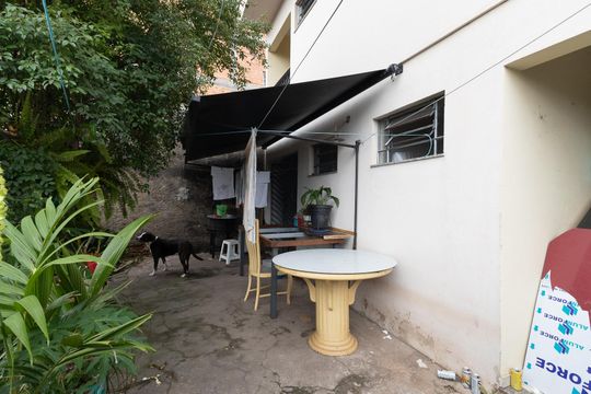 Quintal de casa à venda com 2 quartos, 160m² em Chácara São João, São Paulo