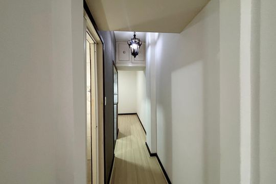 Sala/quarto - corredor de apartamento para alugar com 1 quarto, 33m² em Copacabana, Rio de Janeiro