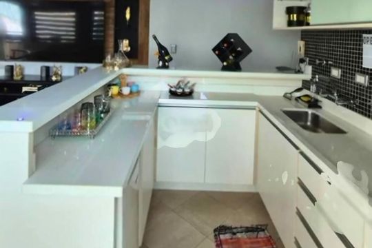 Apartamento à venda com 3 quartos, 180m² em Vila Regente Feijó, São Paulo