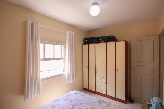 Quarto 2 de casa à venda com 2 quartos, 102m² em Vila Mazzei, São Paulo