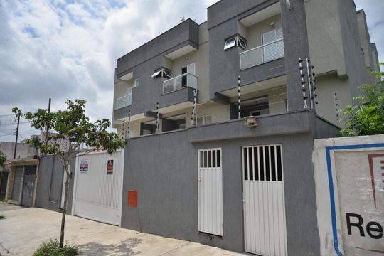 Fachada do Prédio de apartamento à venda com 2 quartos, 112m² em Jardim Cristiane, Santo André
