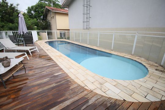 Área comum - Piscina de casa de condomínio à venda com 3 quartos, 144m² em Jardim Maria Duarte, São Paulo