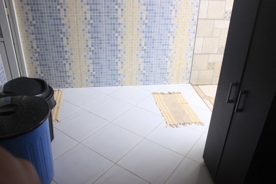 Lavanderia de casa à venda com 3 quartos, 190m² em Jardim Cocaia, Guarulhos