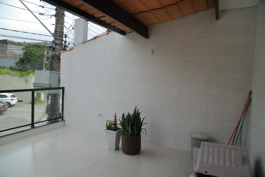 Suíte 2 - Varanda  de casa à venda com 3 quartos, 160m² em Bairro dos Casa, São Bernardo do Campo