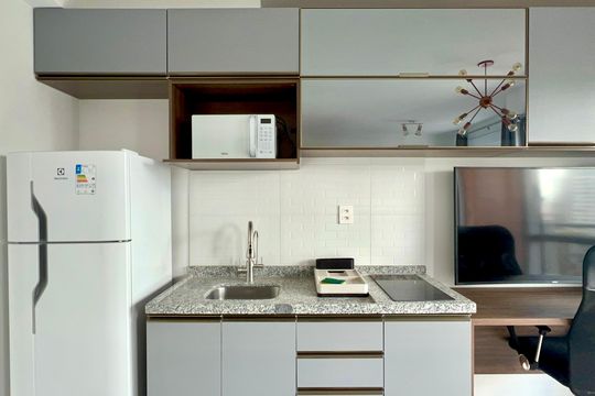 Cozinha de kitnet/studio à venda com 1 quarto, 27m² em Pinheiros, São Paulo