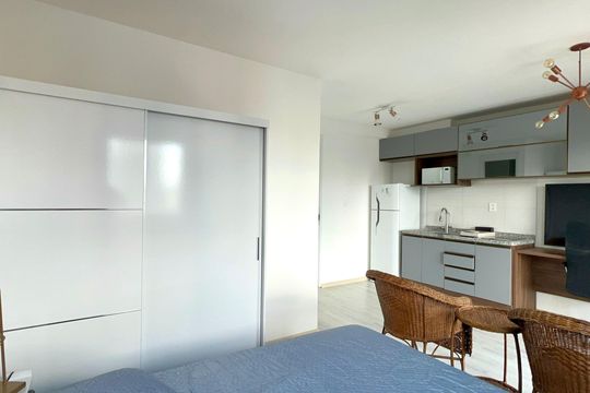 Quarto de kitnet/studio à venda com 1 quarto, 27m² em Pinheiros, São Paulo