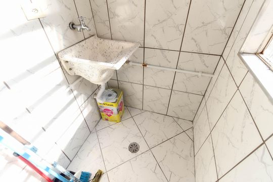 Área de Serviço de apartamento para alugar com 2 quartos, 42m² em Parque Santa Rita, São Paulo