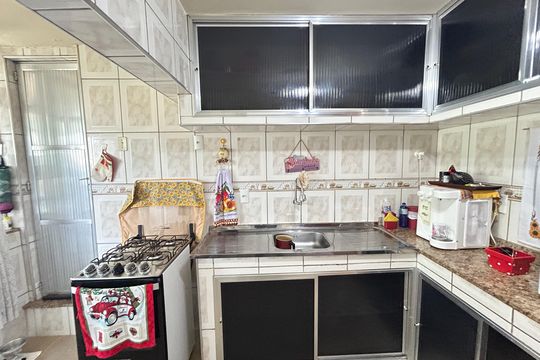 Cozinha de apartamento à venda com 3 quartos, 72m² em Pilares, Rio de Janeiro