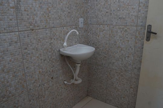 Banheiro de casa à venda com 1 quarto, 38m² em Vila Itapoan, Guarulhos