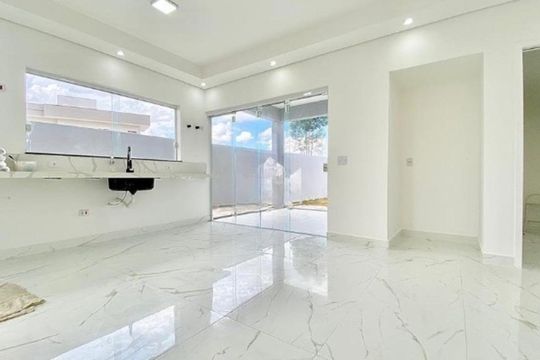 Casa de Condomínio para alugar com 3 quartos, 200m² em Parque Mirante da Mata, Cotia
