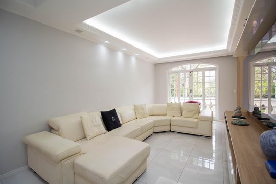 Sala de casa de condomínio para alugar com 3 quartos, 150m² em Jardim Libano, São Paulo