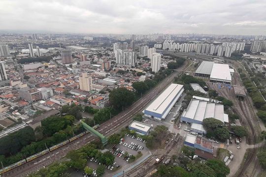 Vista da Sacada de apartamento para alugar com 2 quartos, 51m² em Centro, Osasco