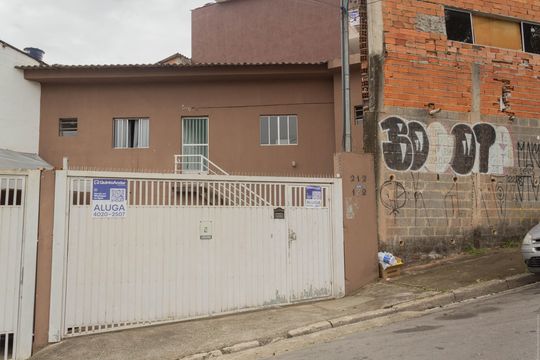Fachada de kitnet/studio para alugar com 1 quarto, 22m² em Baeta Neves, São Bernardo do Campo