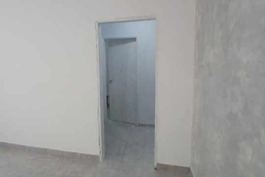 Quarto de casa para alugar com 1 quarto, 100m² em Jardim Isis, Cotia