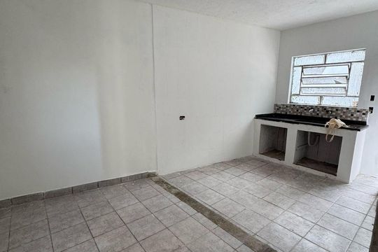 Cozinha de casa para alugar com 1 quarto, 100m² em Jardim Isis, Cotia