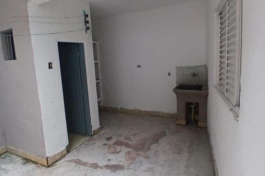 Área de serviço de casa para alugar com 1 quarto, 100m² em Jardim Isis, Cotia