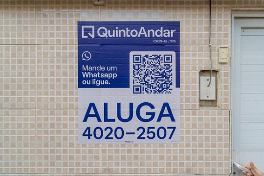 Placa de casa para alugar com 5 quartos, 190m² em Irajá, Rio de Janeiro