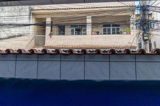 Vista do Quarto 1 de casa para alugar com 5 quartos, 190m² em Irajá, Rio de Janeiro
