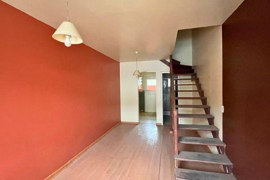 Casa de Condomínio à venda com 2 quartos, 80m² em Rio Branco, Canoas