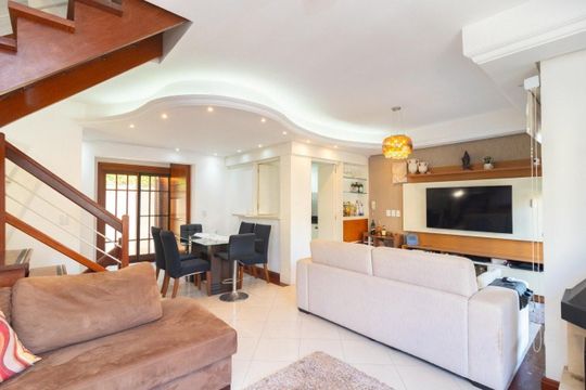 Sala  de casa de condomínio para alugar com 4 quartos, 140m² em Santa Tereza, Porto Alegre