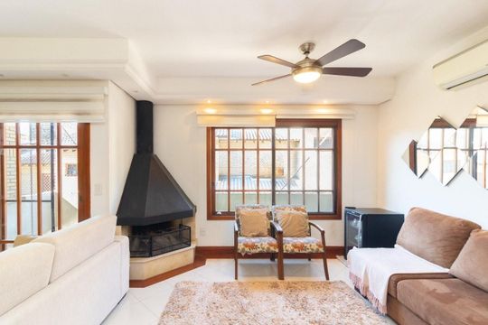 Sala  de casa de condomínio para alugar com 4 quartos, 140m² em Santa Tereza, Porto Alegre