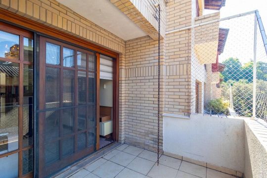 Varanda de casa de condomínio para alugar com 4 quartos, 140m² em Santa Tereza, Porto Alegre
