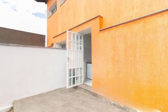 Área Comum de casa de condomínio para alugar com 1 quarto, 55m² em Santa Tereza, Porto Alegre