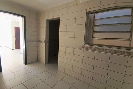 Área externa de casa de condomínio à venda com 2 quartos, 79m² em Rio Branco, Canoas