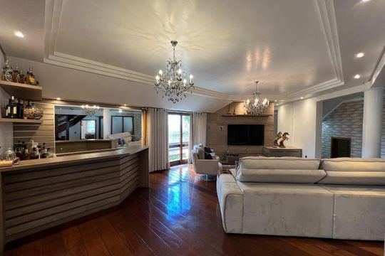Sala de casa para alugar com 4 quartos, 400m² em Igara, Canoas