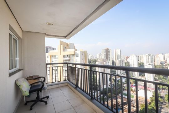 Varanda de apartamento à venda com 2 quartos, 77m² em Vila Andrade, São Paulo