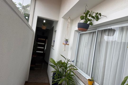 Área externa de casa para alugar com 3 quartos, 236m² em Vila Anhanguera, São Paulo