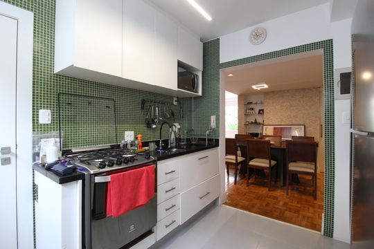 Cozinha de apartamento à venda com 3 quartos, 93m² em Moema, São Paulo