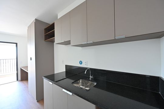 Cozinha de kitnet/studio à venda com 1 quarto, 27m² em Vila Clementino, São Paulo