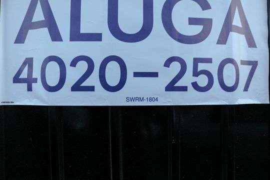 Plaquinha de casa para alugar com 1 quarto, 35m² em Vl. Santista, Mogi das Cruzes