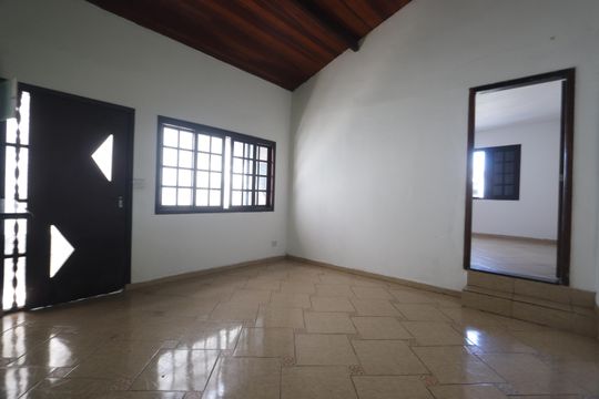 Sala de casa à venda com 2 quartos, 136m² em Vila Nova York, São Paulo