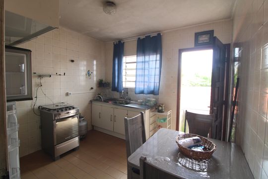 Cozinha de casa à venda com 2 quartos, 80m² em Vila do Castelo, São Paulo