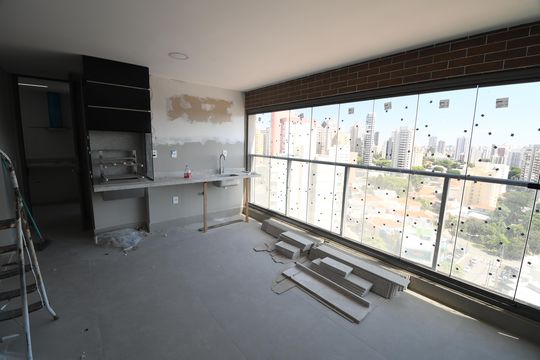 Varanda gourmet de apartamento à venda com 3 quartos, 126m² em Cambuí, Campinas