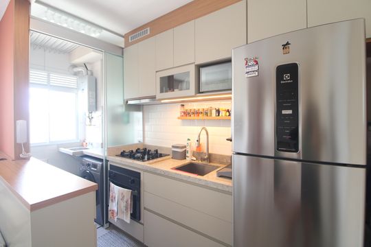 Cozinha de apartamento à venda com 2 quartos, 36m² em Usina Piratininga, São Paulo
