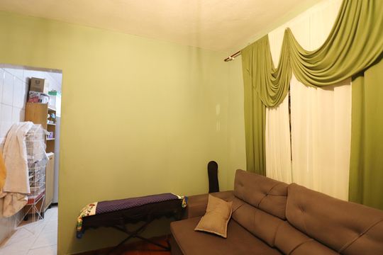 Sala  de casa à venda com 2 quartos, 100m² em Montanhão, São Bernardo do Campo