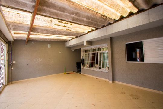 Garagem de casa à venda com 3 quartos, 130m² em Vila Guiomar, Santo André