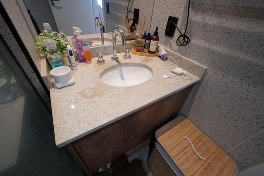 Banheiro de kitnet/studio à venda com 1 quarto, 22m² em Vila Mariana, São Paulo