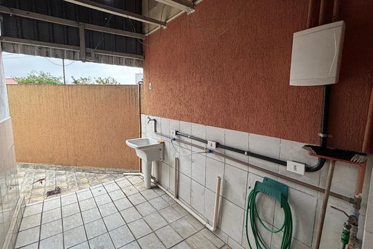 Área de Serviço de casa para alugar com 2 quartos, 120m² em Parque das Nações, Santo André