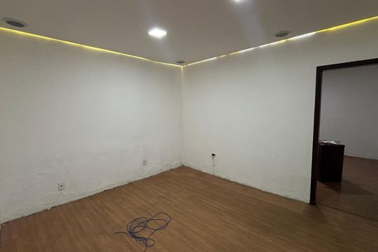 Sala de casa para alugar com 2 quartos, 120m² em Parque das Nações, Santo André