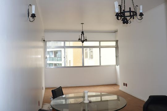 Sala de apartamento à venda com 4 quartos, 130m² em Bela Vista, São Paulo